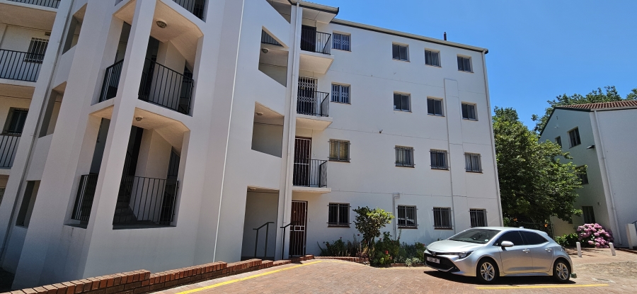 To Let 3 Bedroom Property for Rent in Dennesig Western Cape